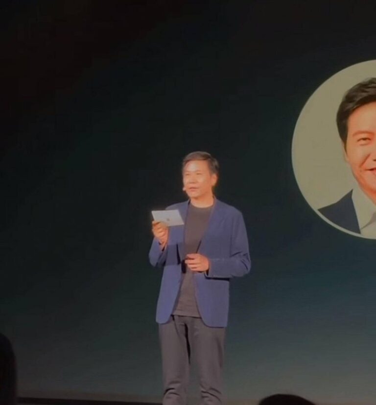 蓝莓mt5外汇交易平台我在MT4里花了15分钟，终于找到了调出交易订单栏的秘诀